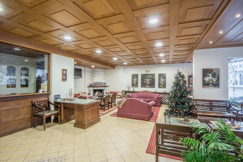 Marianna'S Home Accommodation Karpenísion エクステリア 写真